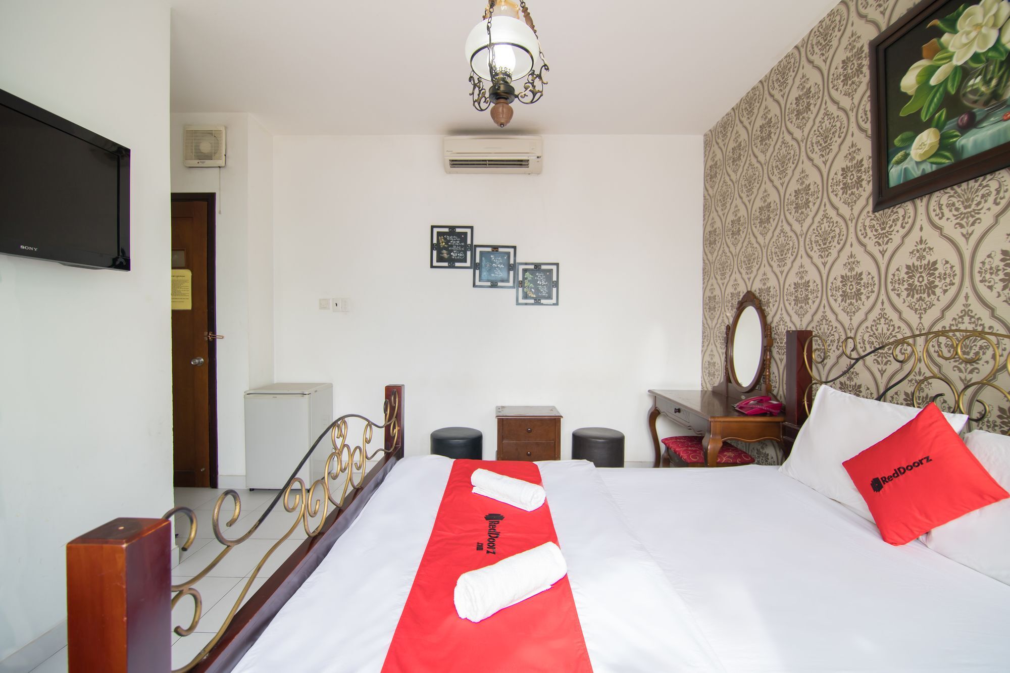 فندق Reddoorz Near Gia Dinh International Hospital مدينة هوشي منه المظهر الخارجي الصورة